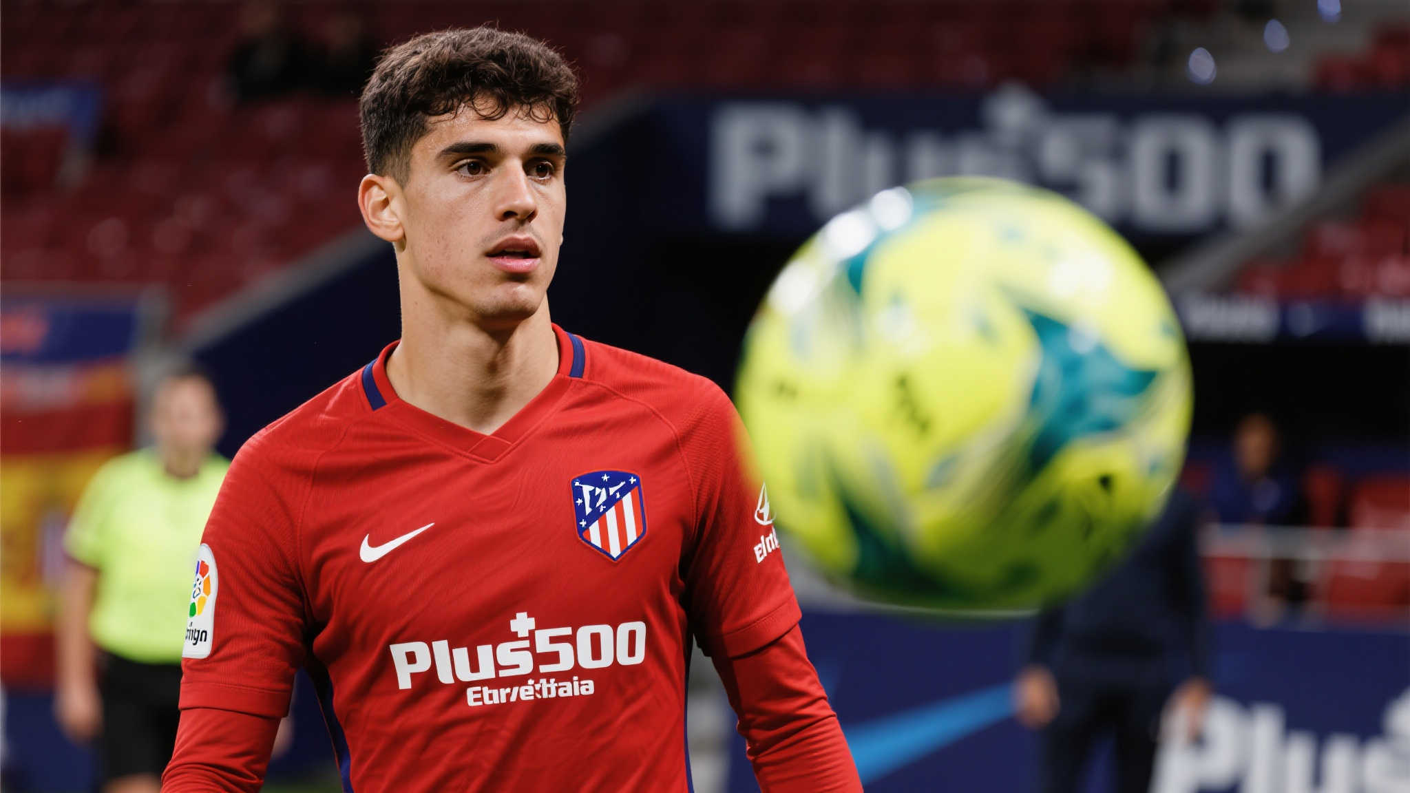 也在比赛中 也在比赛中